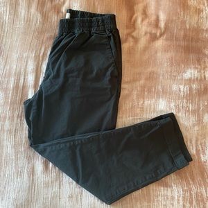 Everlane Easy Chino pants in black